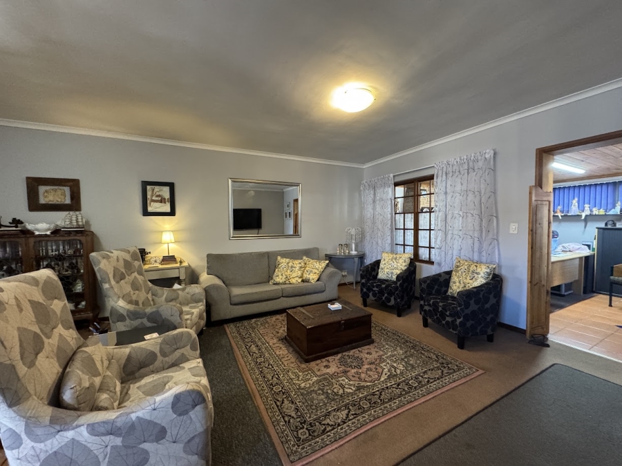 3 Bedroom Property for Sale in Onverwacht Western Cape
